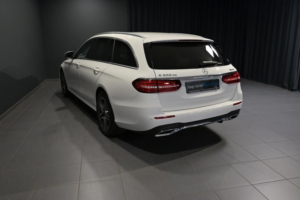 Mercedes-Benz E 300 2021
