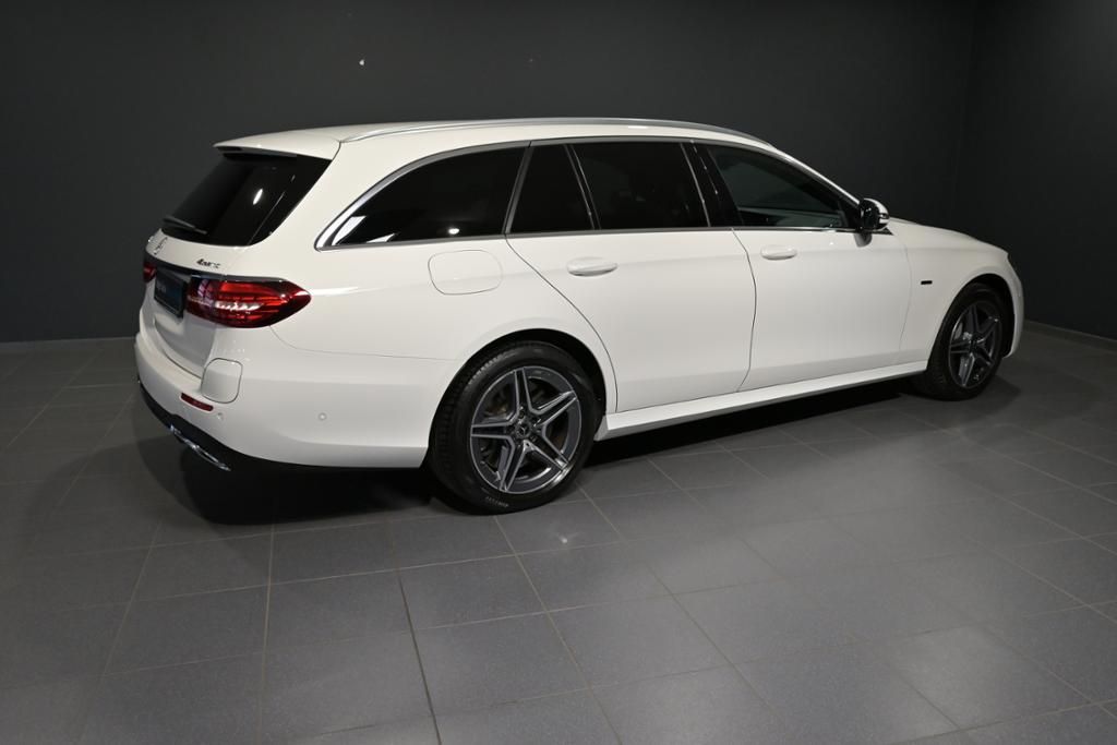 Mercedes-Benz E 300 2021