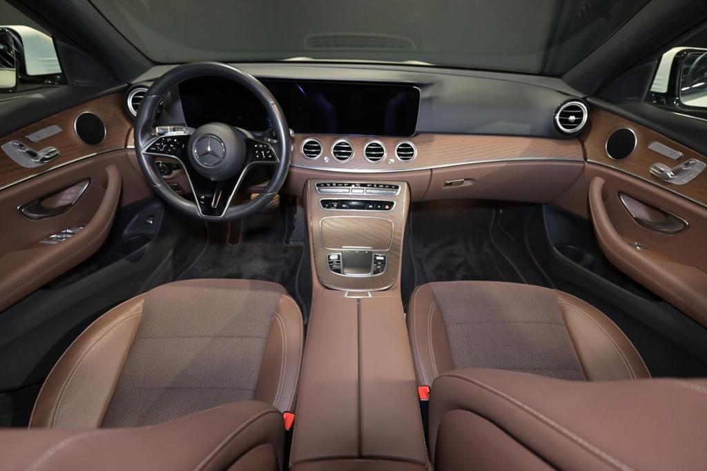 Mercedes-Benz E 300 2021