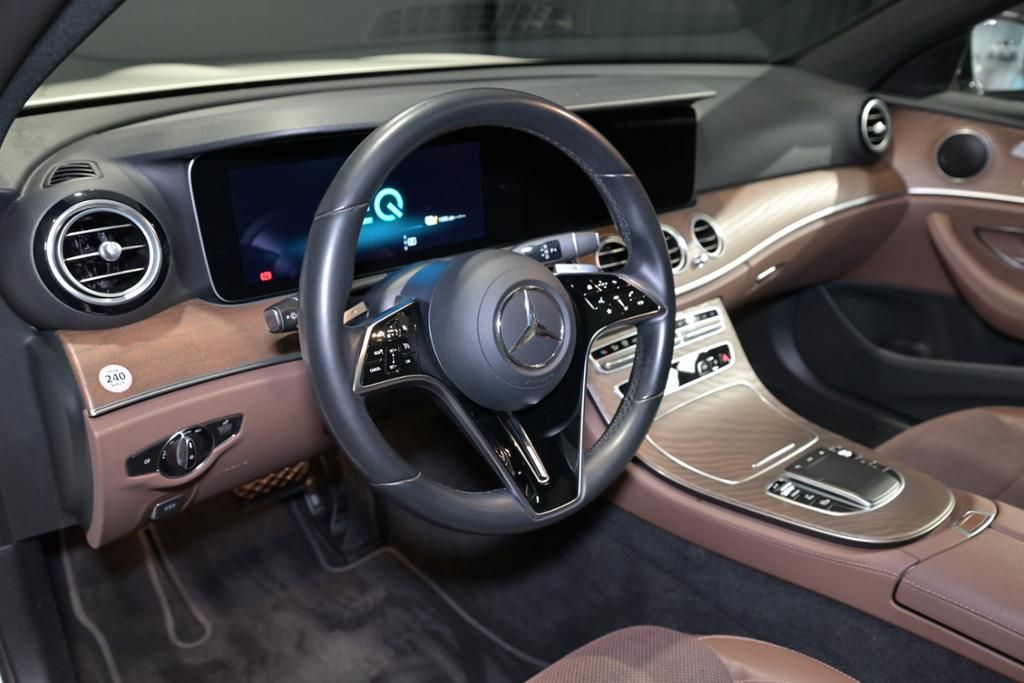 Mercedes-Benz E 300 2021