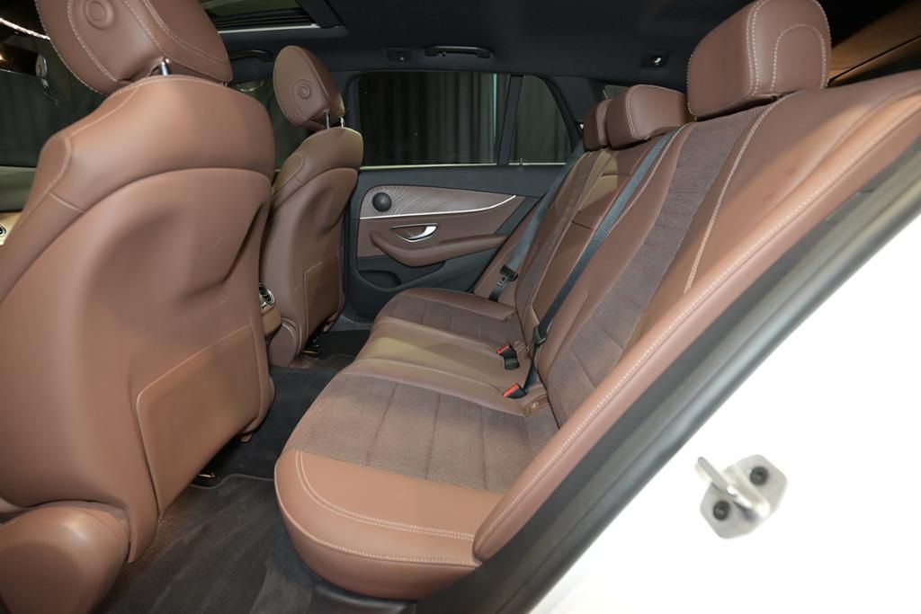 Mercedes-Benz E 300 2021