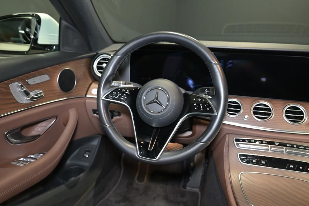 Mercedes-Benz E 300 2021