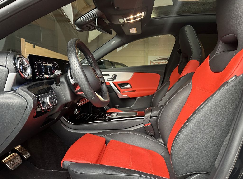 Mercedes-Benz CLA 200 2024