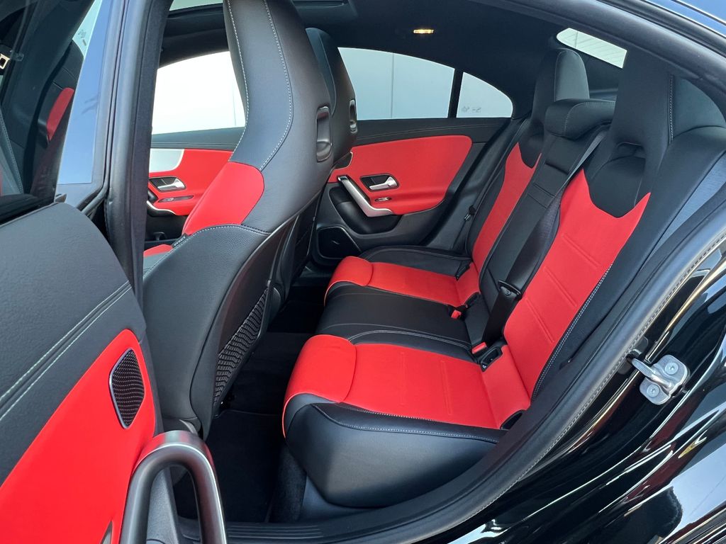Mercedes-Benz CLA 200 2024