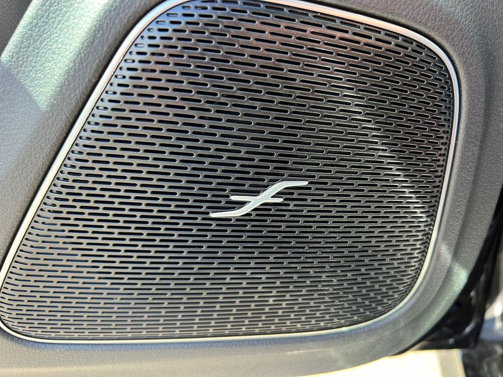 Mercedes-Benz CLA 200 2024