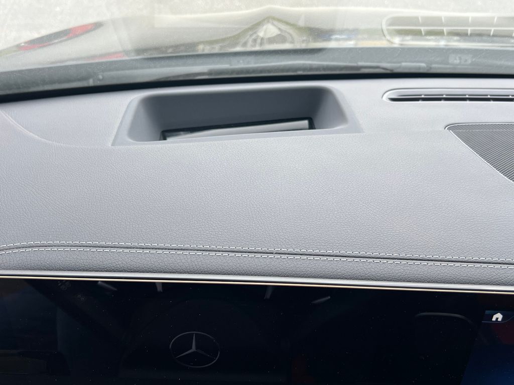 Mercedes-Benz CLA 200 2024