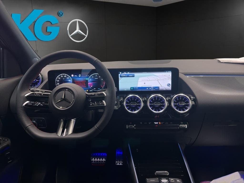 Mercedes-Benz GLA 200 2025