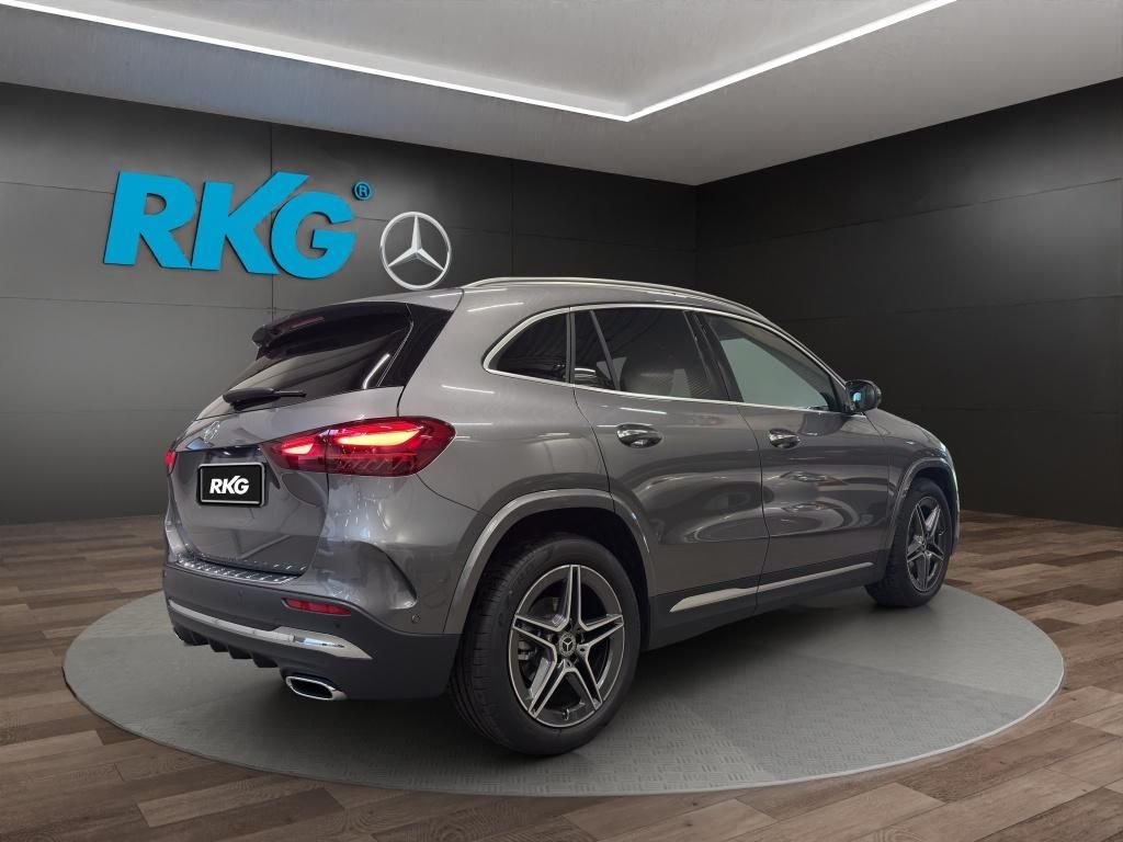 Mercedes-Benz GLA 200 2025