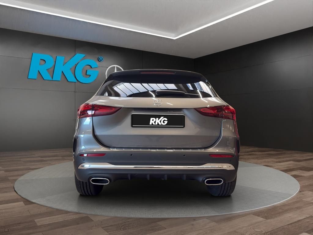 Mercedes-Benz GLA 200 2025