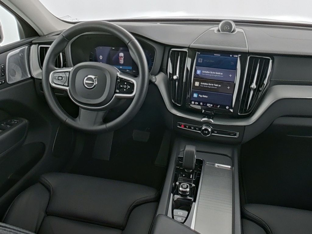 Volvo XC60 2022