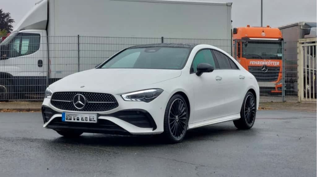 Mercedes-Benz CLA 200 2025