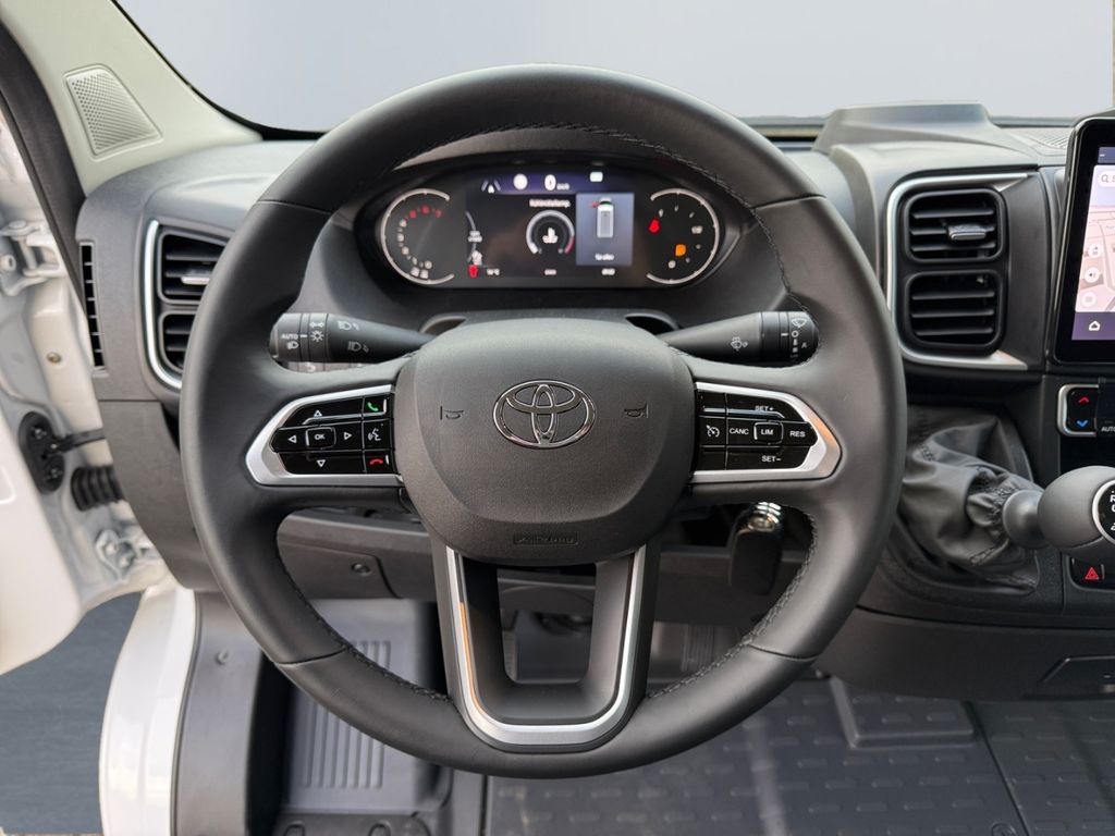 Toyota Proace Max 2025