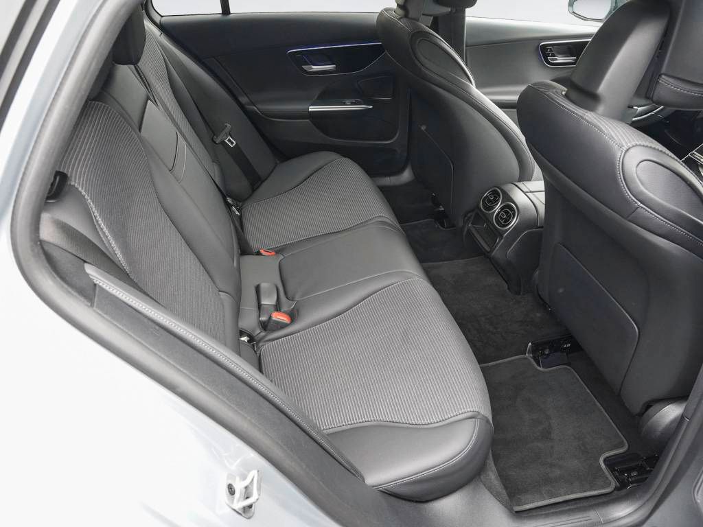 Mercedes-Benz C 300 2023