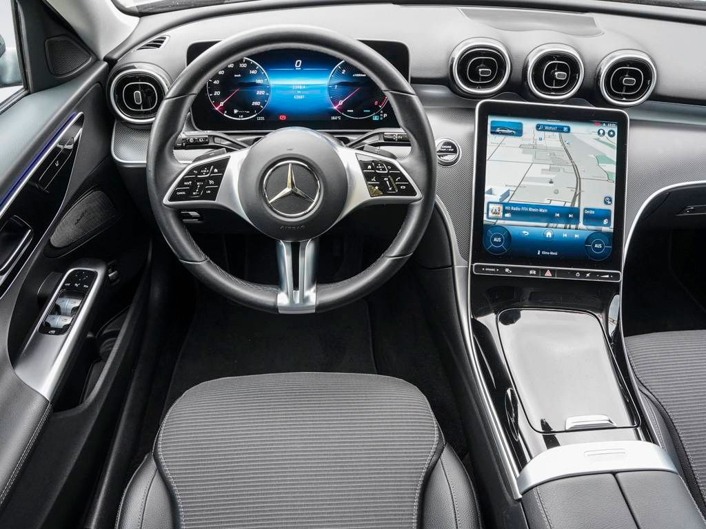 Mercedes-Benz C 300 2023