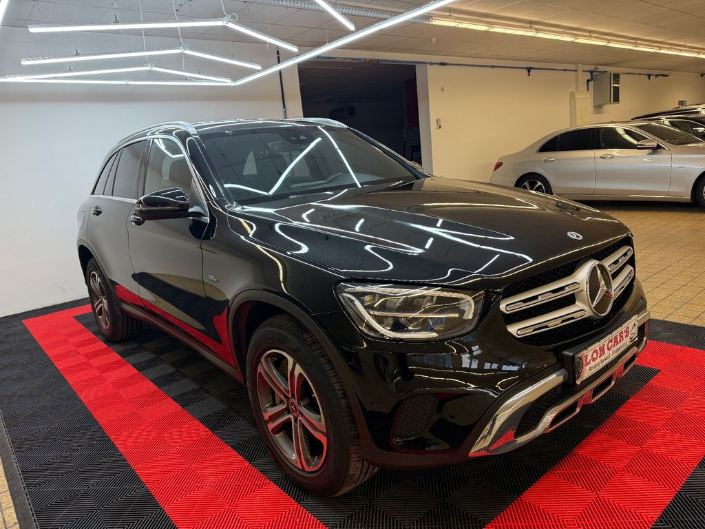 Mercedes-Benz GLC 300 2020