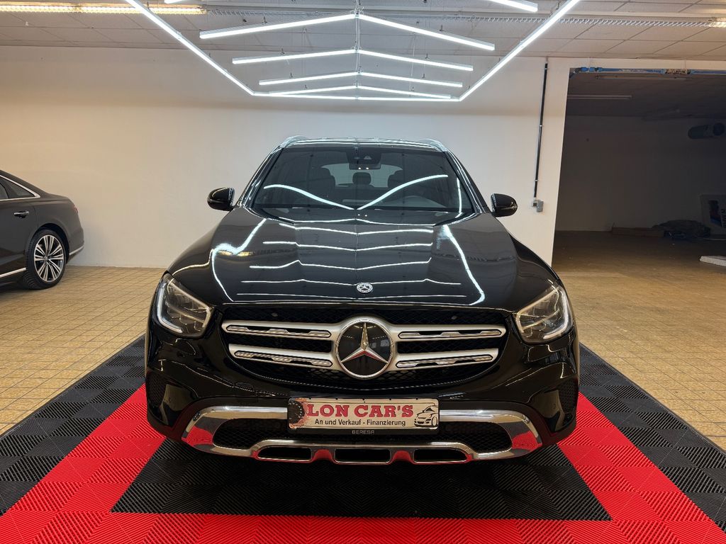Mercedes-Benz GLC 300 2020