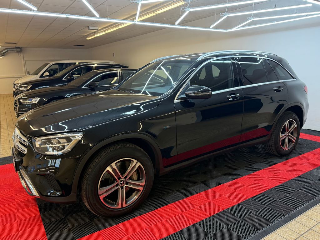 Mercedes-Benz GLC 300 2020