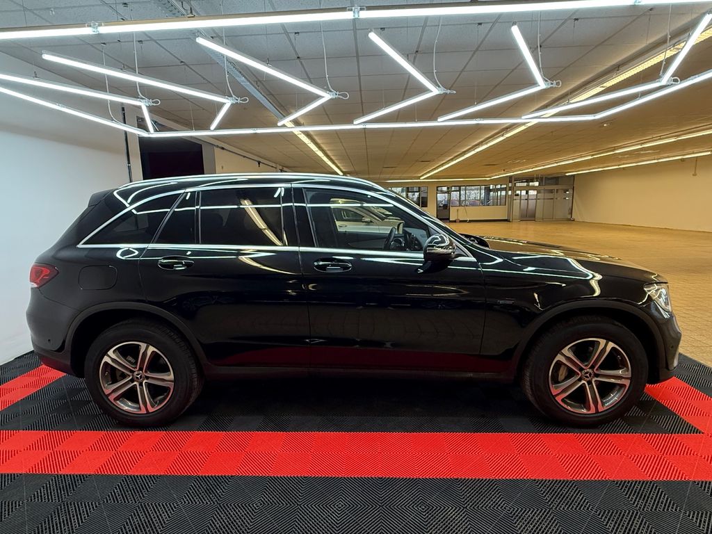 Mercedes-Benz GLC 300 2020