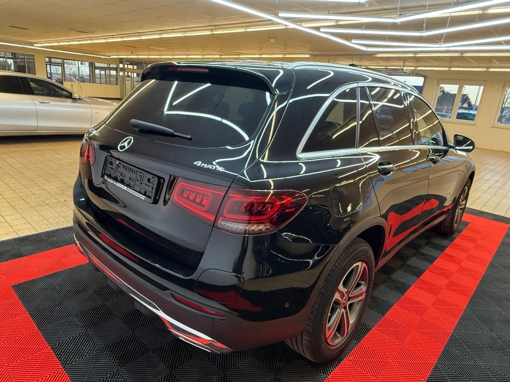 Mercedes-Benz GLC 300 2020