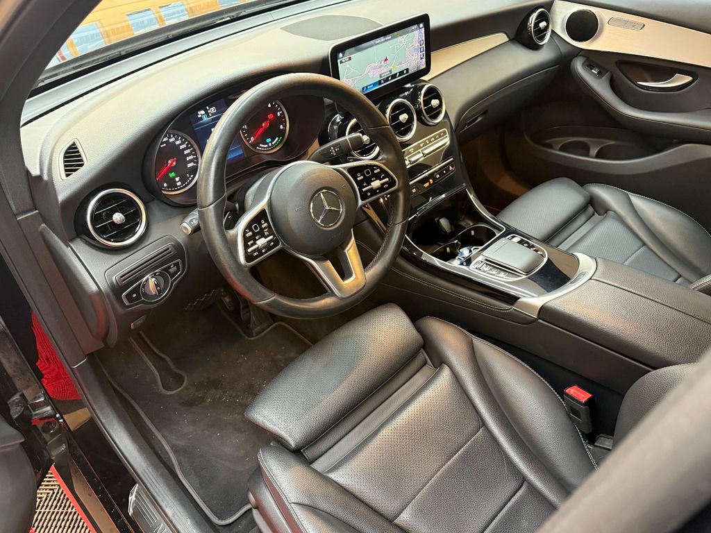 Mercedes-Benz GLC 300 2020