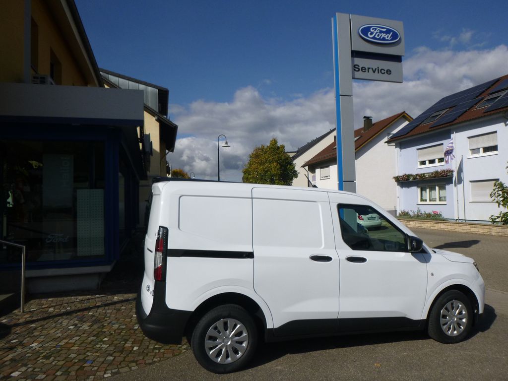 Ford Transit Courier 2025