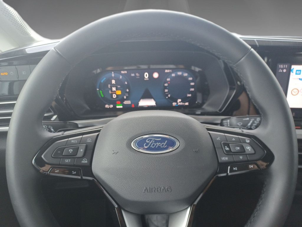 Ford Grand Tourneo 2025