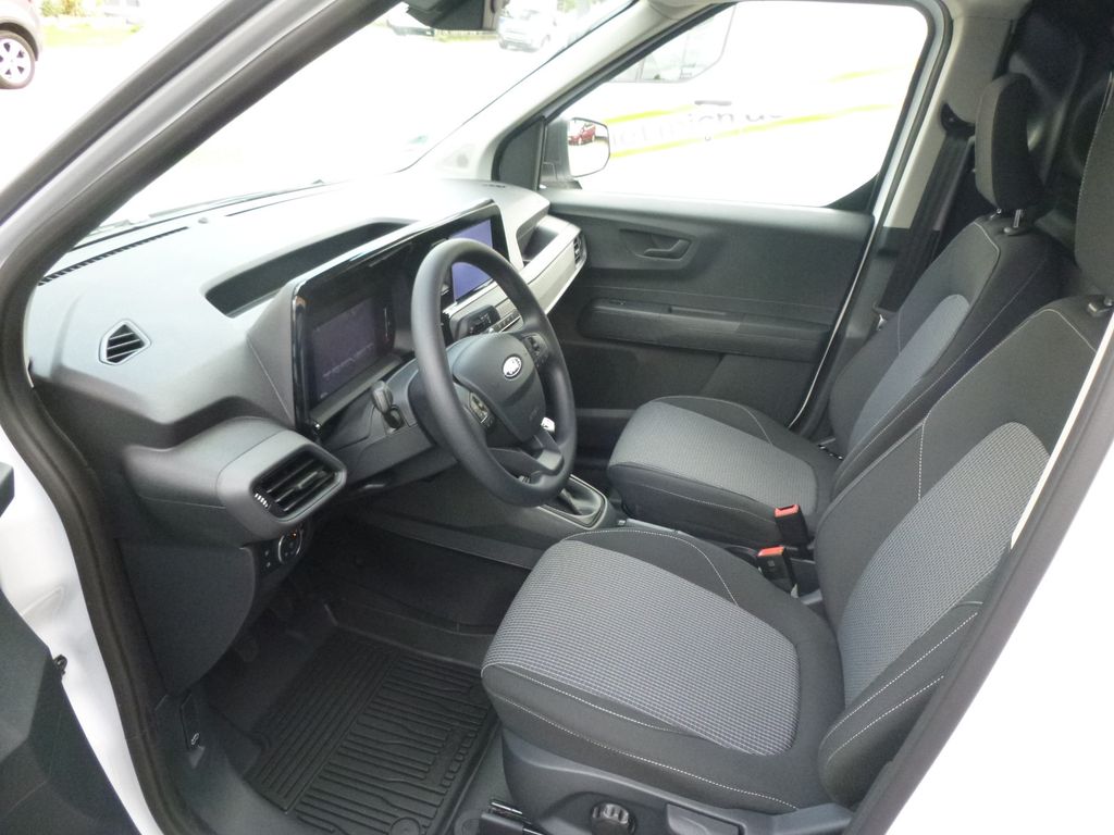 Ford Transit Courier 2025