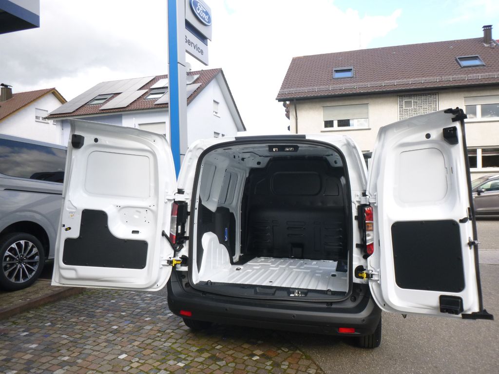 Ford Transit Courier 2025