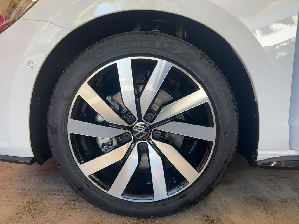 Volkswagen Touran 2025