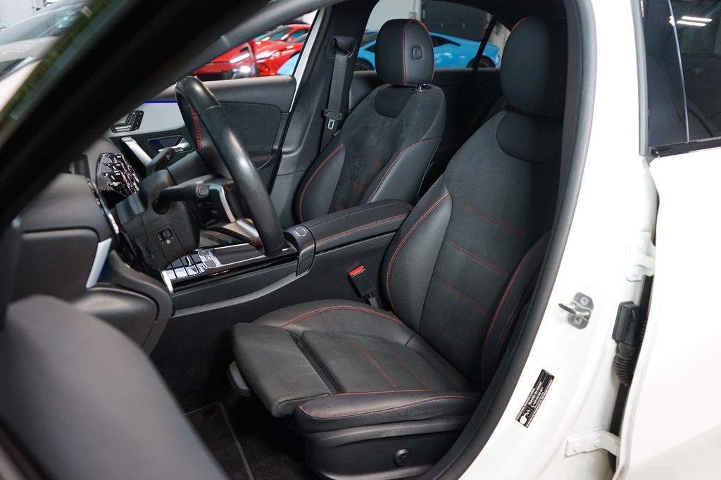 Mercedes-Benz A 200 2024