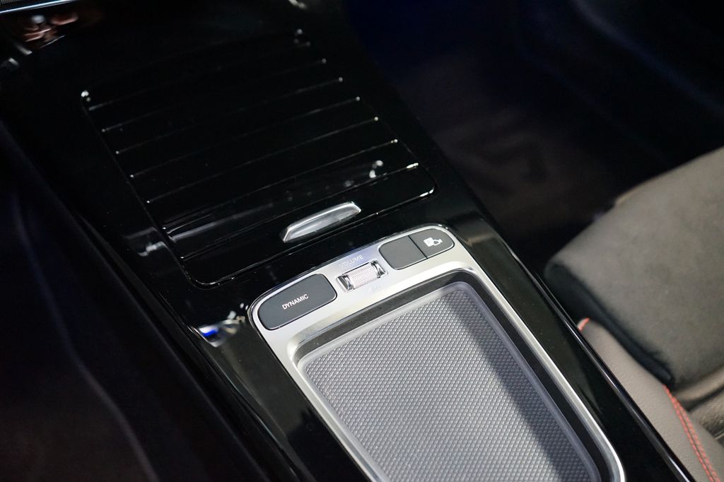 Mercedes-Benz A 200 2024