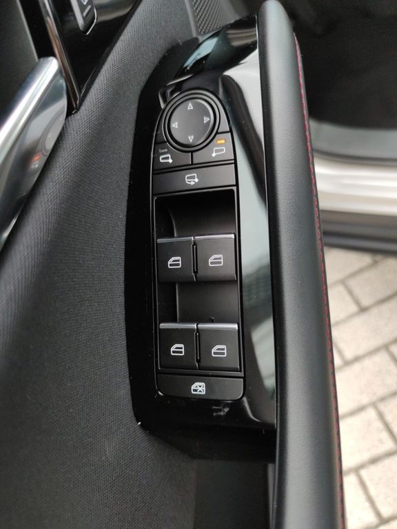Mazda CX-30 2025