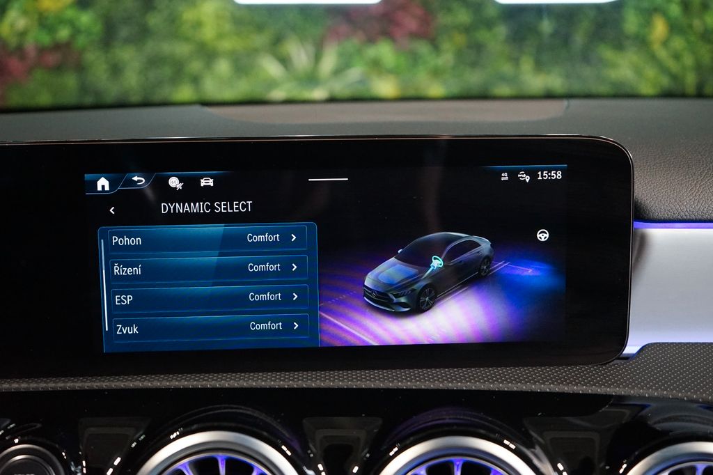 Mercedes-Benz A 200 2024