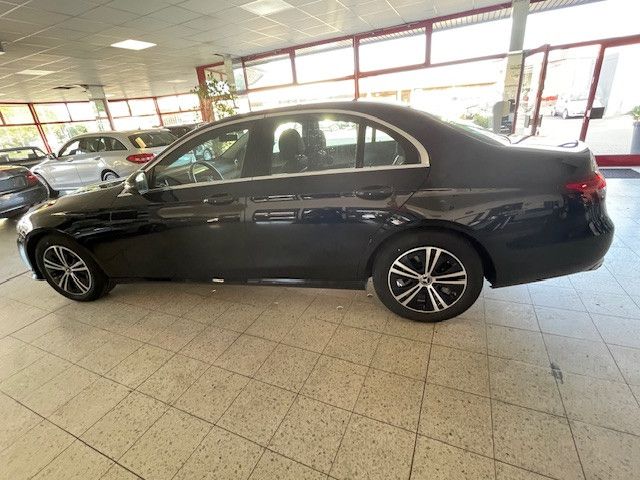 Mercedes-Benz E 300 2022