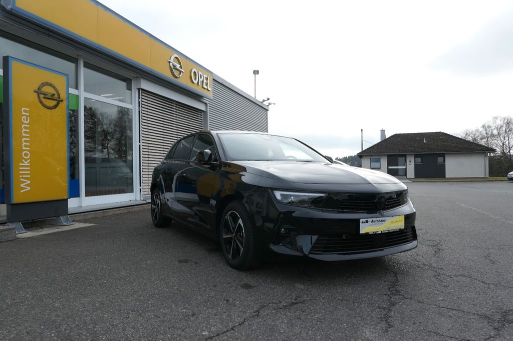 Opel Astra 2024
