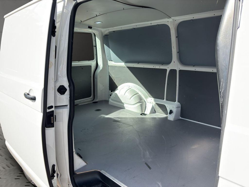 Volkswagen T6 Transporter 2021