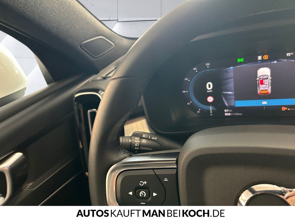 Volvo XC40 2024