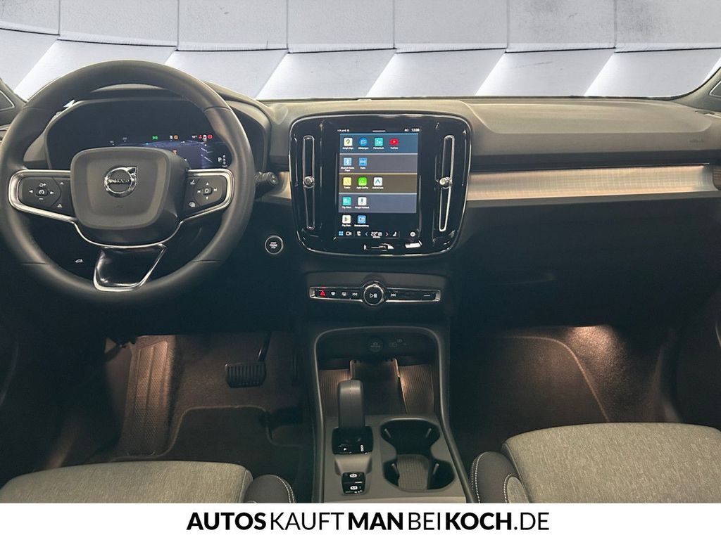 Volvo XC40 2024