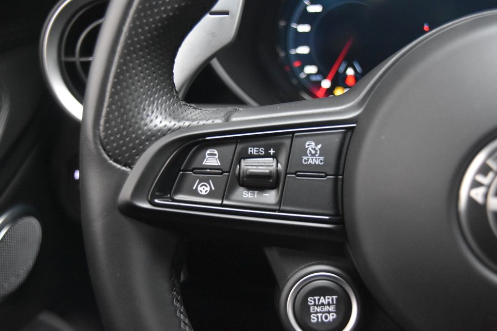 Alfa Romeo Giulia 2024