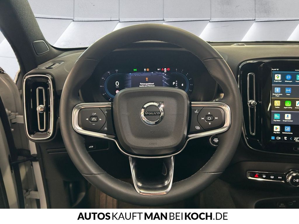 Volvo XC40 2024