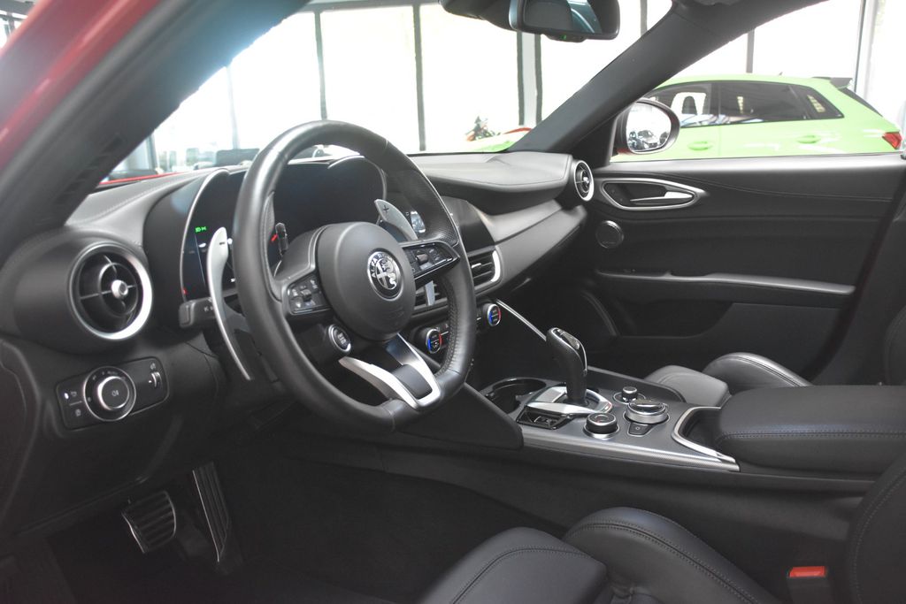 Alfa Romeo Giulia 2024