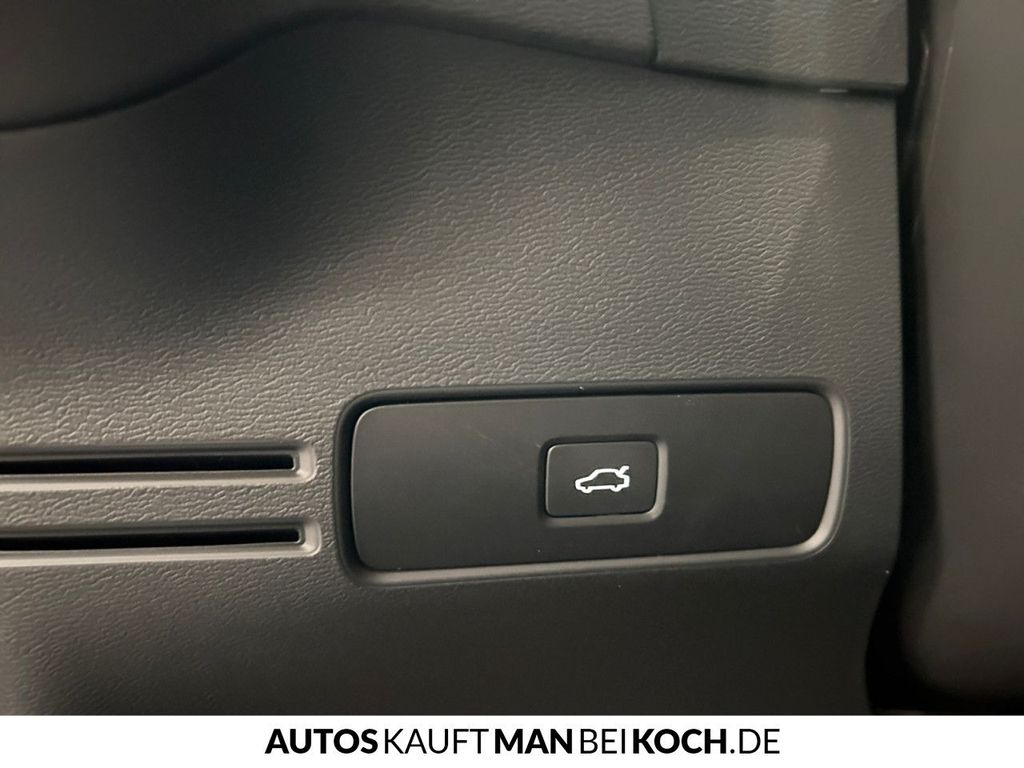 Volvo XC40 2024