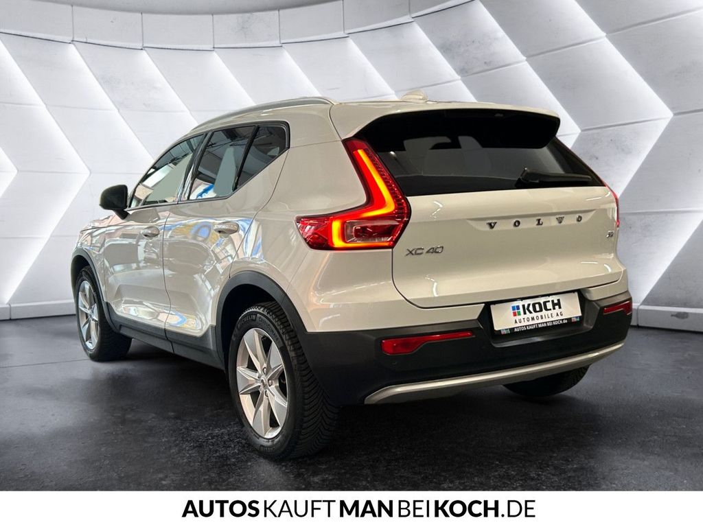 Volvo XC40 2024