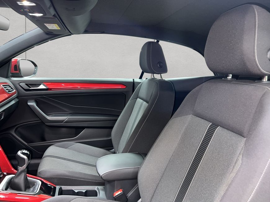 Volkswagen T-Roc 2023