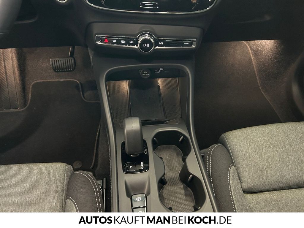 Volvo XC40 2024