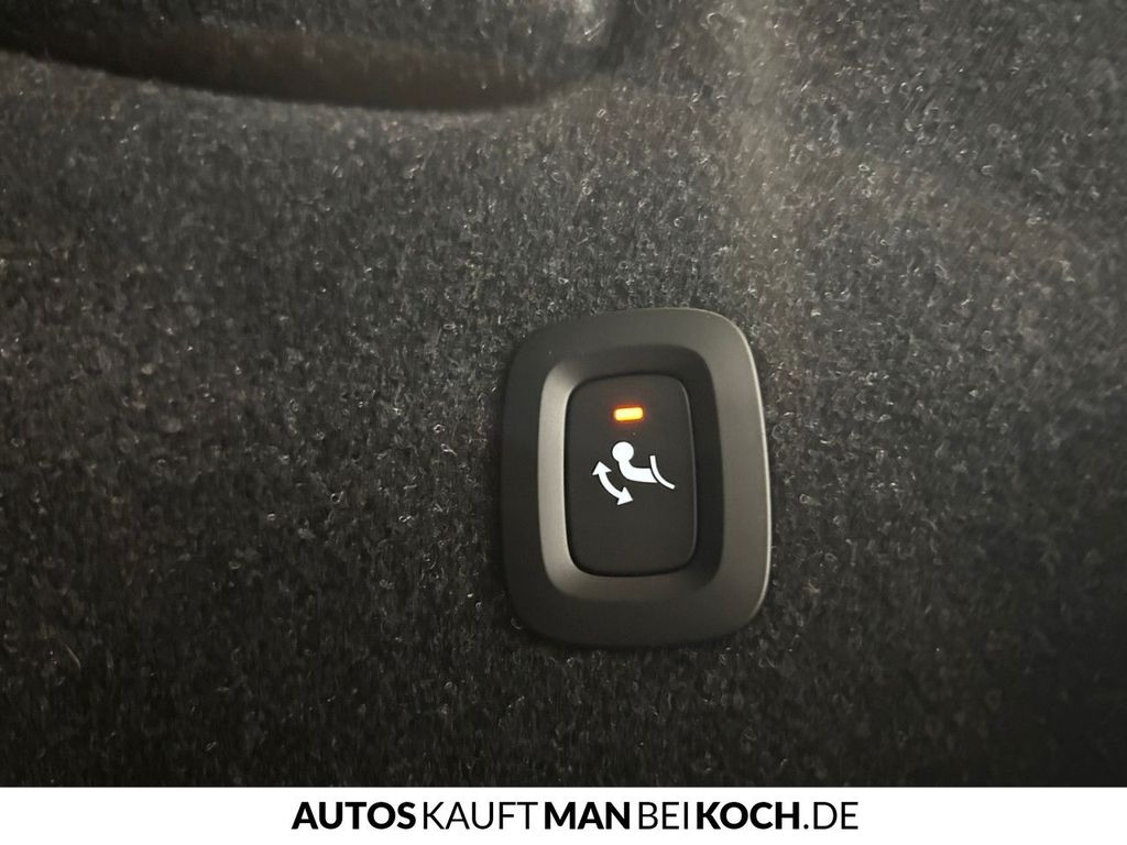 Volvo XC40 2024