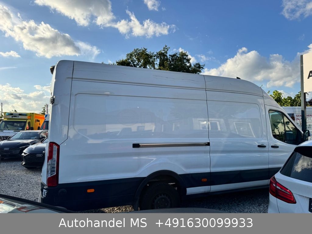 Ford Transit 2023