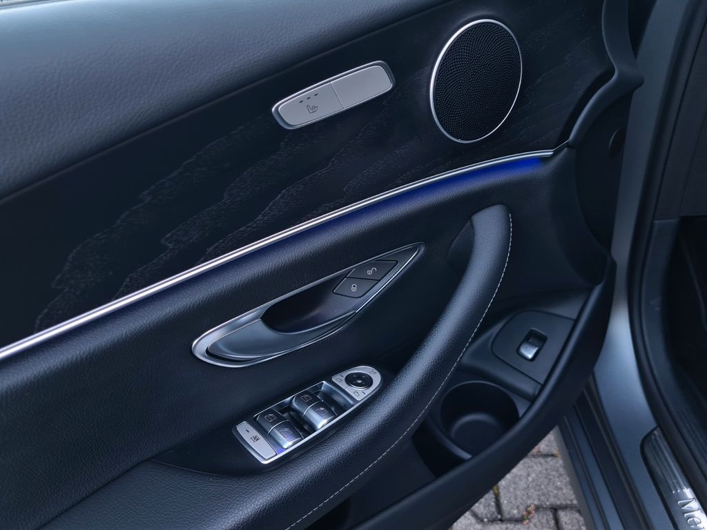 Mercedes-Benz E 300 2021