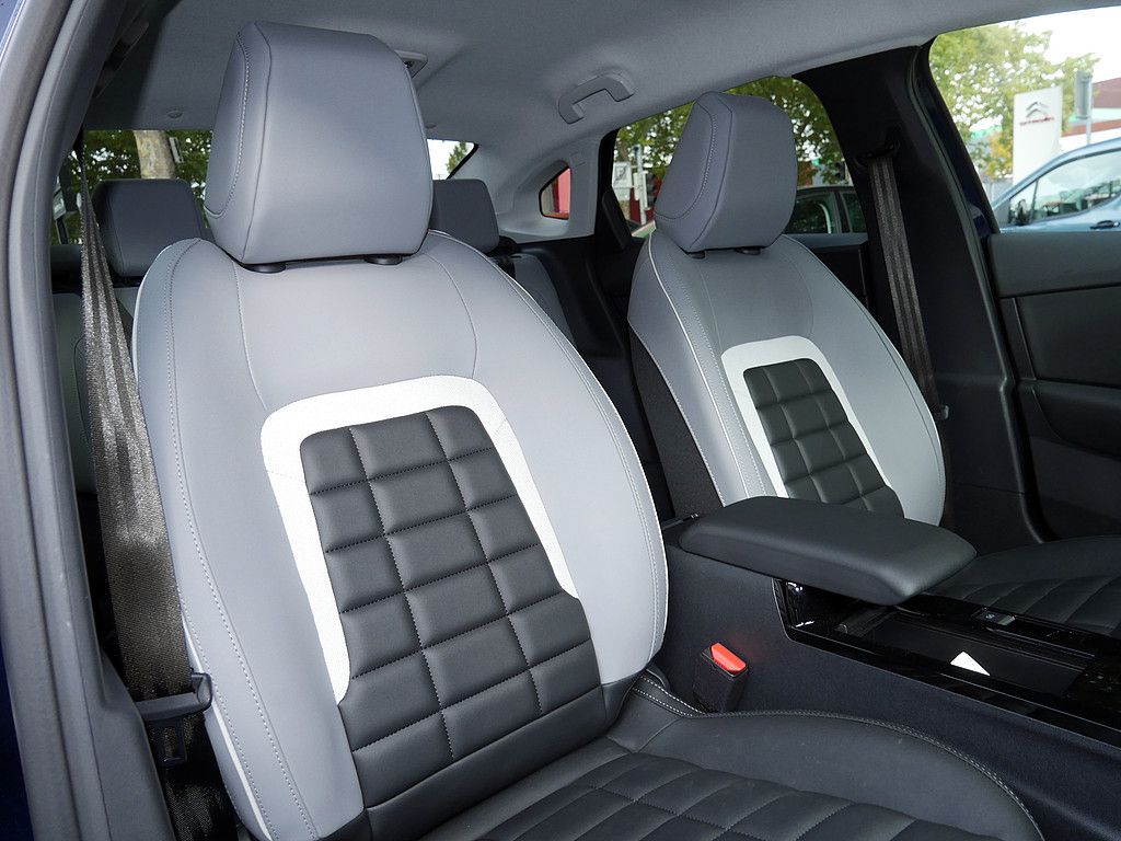 Citroën ë-C4 X 2025