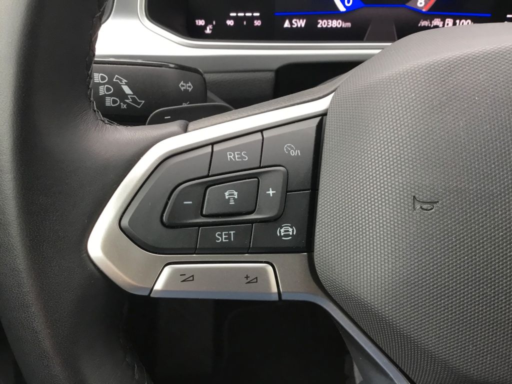 Volkswagen T-Roc 2024